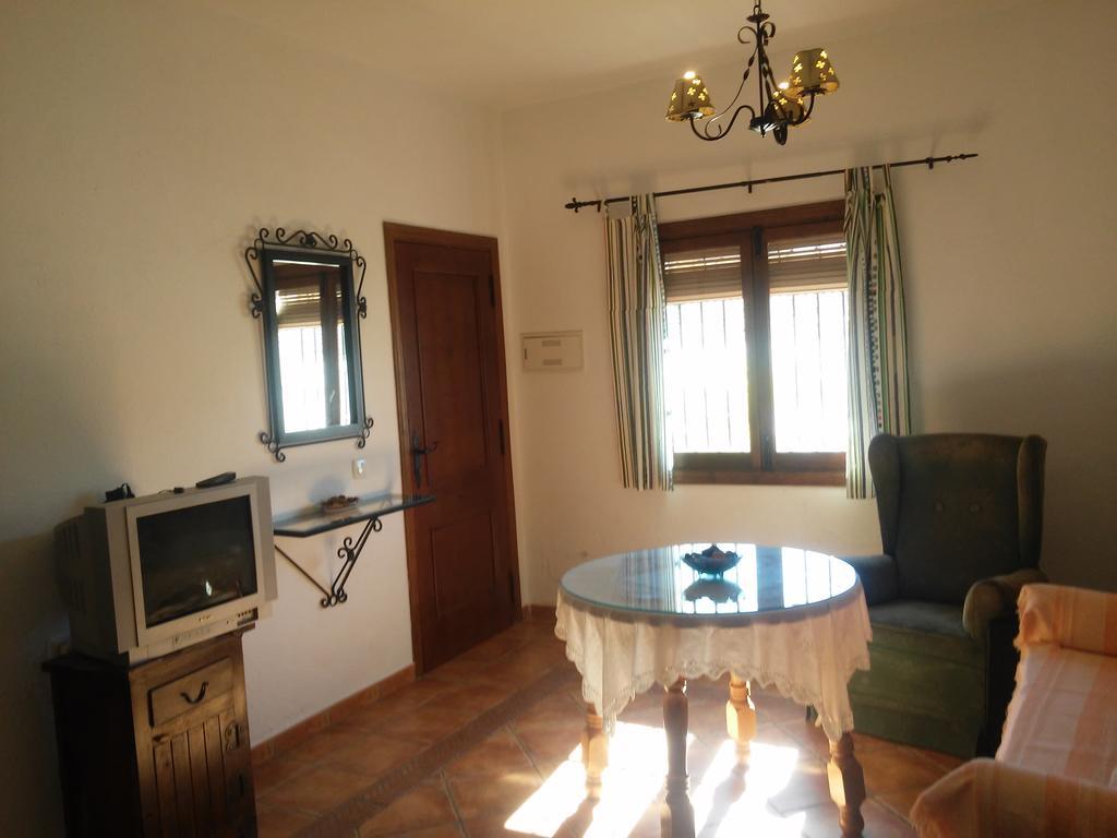 Apartamentos Rurales Jardines Del Visir 헤날과실 외부 사진